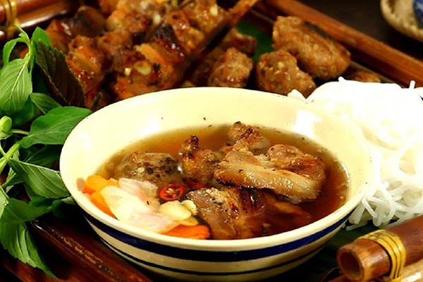 Bun cha - Subtle cuisine of the Hanoi capital
